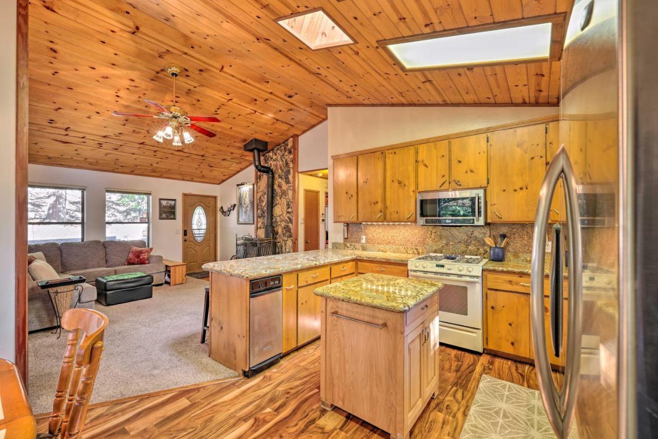 Quiet Twain Harte Cabin With Deck And Forest Views! Екстериор снимка